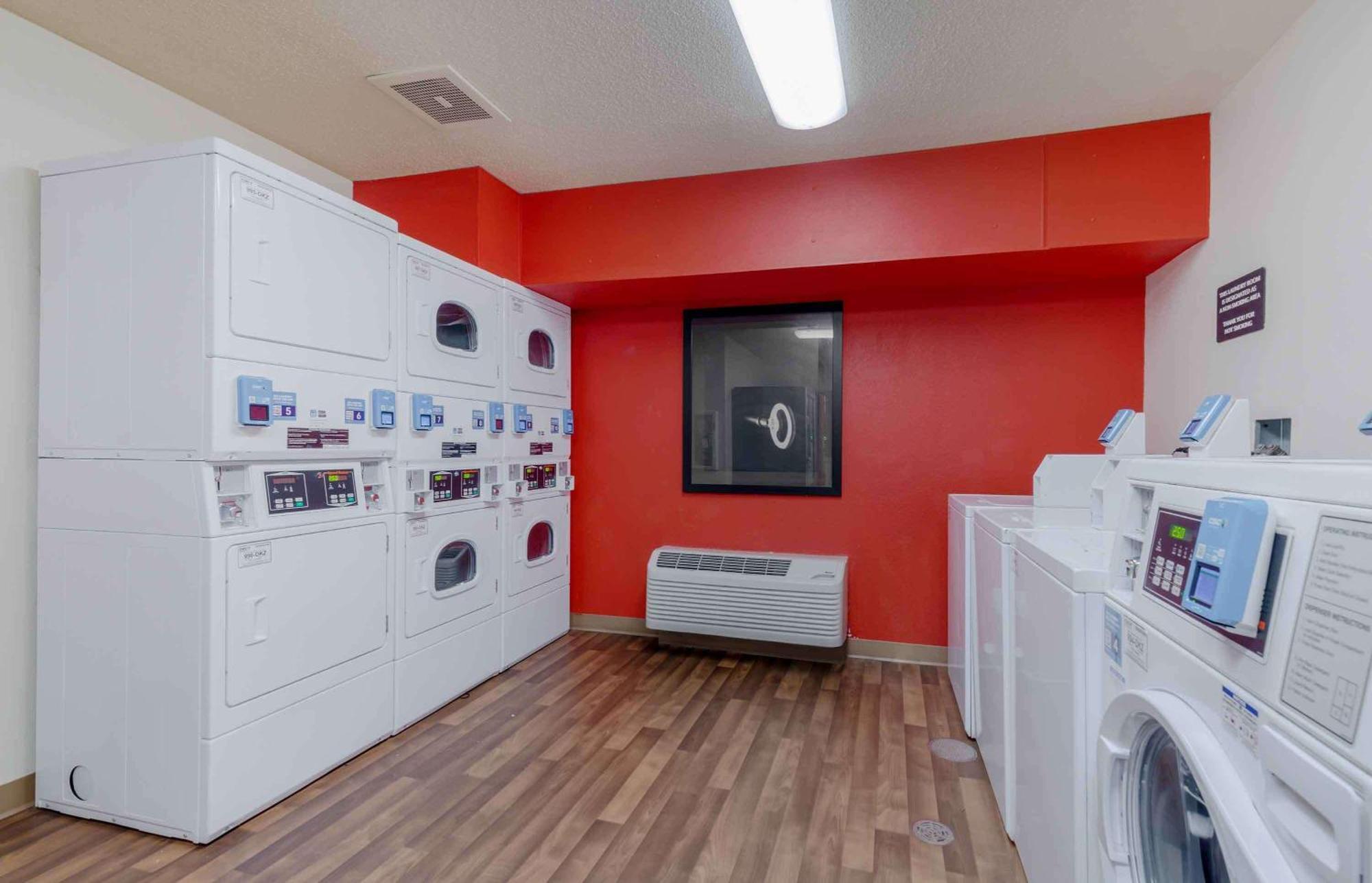 Extended Stay America Suites - Washington Dc Germantown Milestone Екстер'єр фото