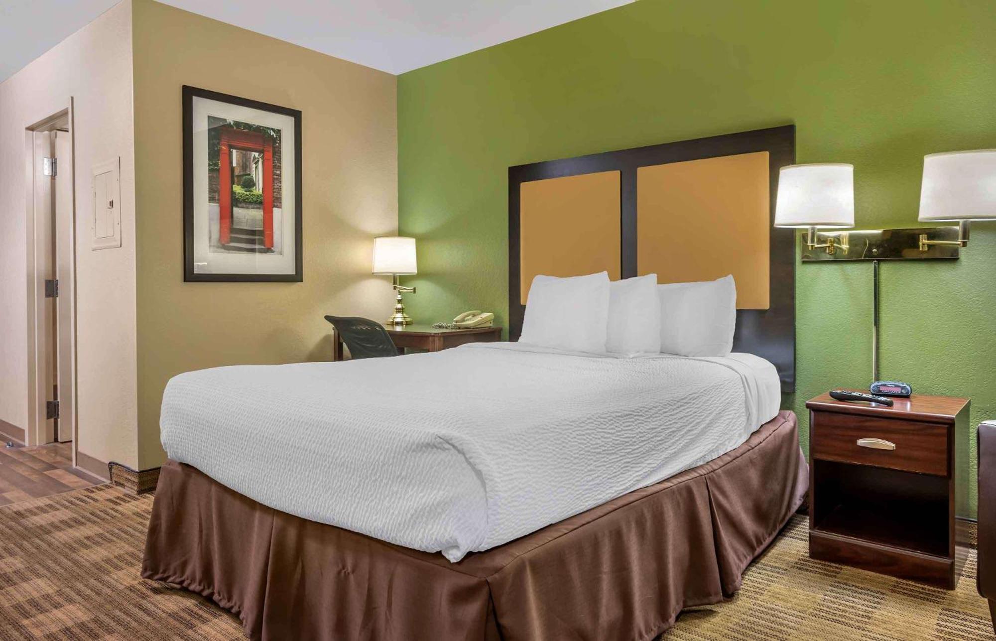 Extended Stay America Suites - Washington Dc Germantown Milestone Екстер'єр фото