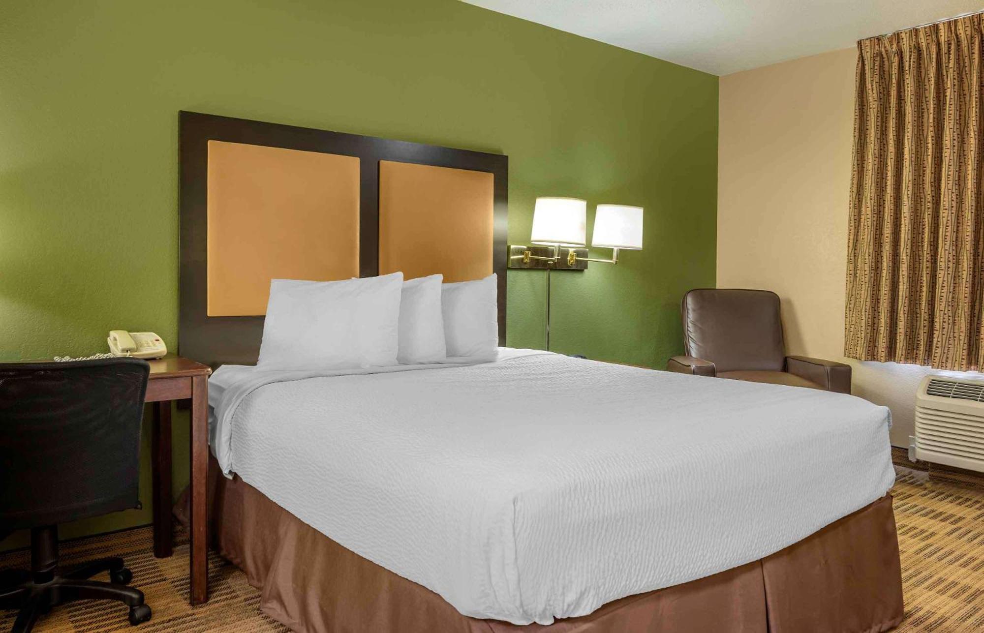 Extended Stay America Suites - Washington Dc Germantown Milestone Екстер'єр фото