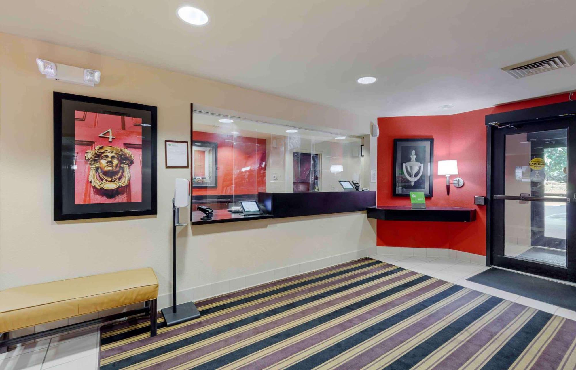 Extended Stay America Suites - Washington Dc Germantown Milestone Екстер'єр фото