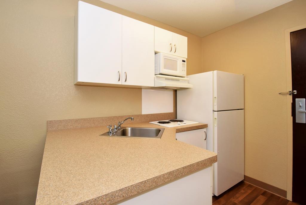 Extended Stay America Suites - Washington Dc Germantown Milestone Екстер'єр фото